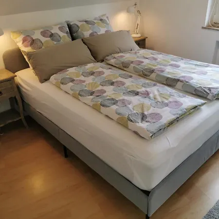 בית נופש Haus Am Rhein