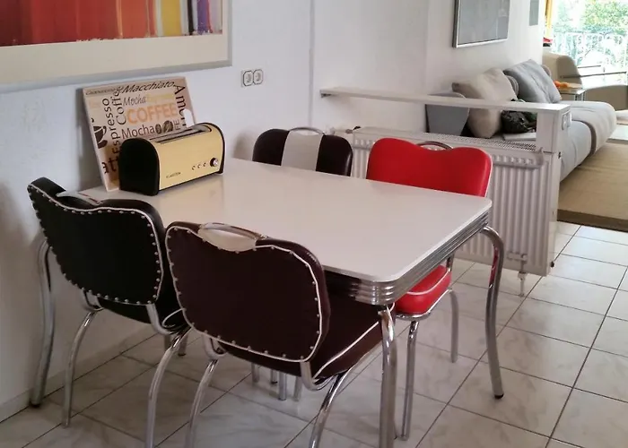 Haus Am Rhein * קלן