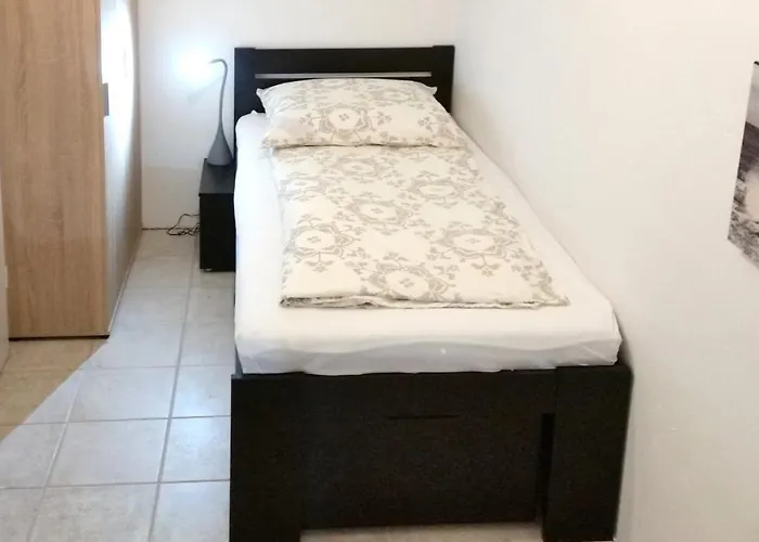 Haus Am Rhein בית נופש קלן